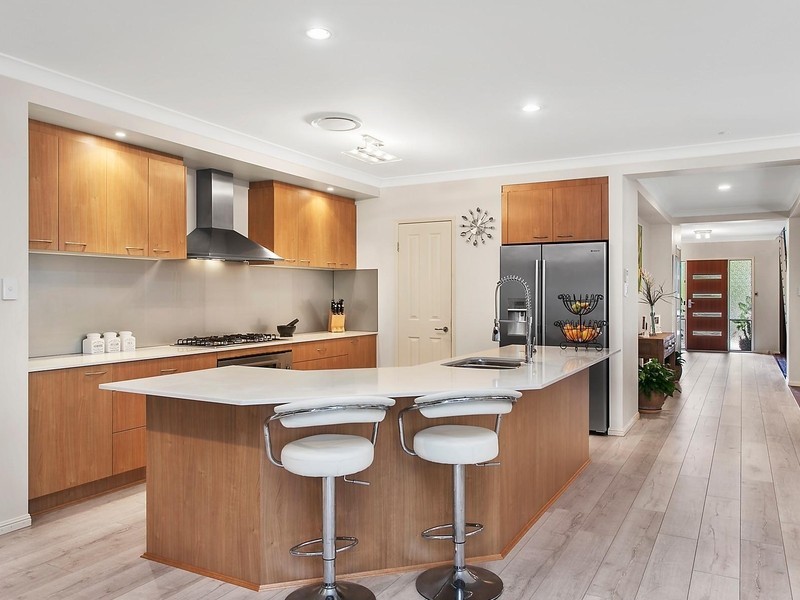 10 Koolang Crescent, Reedy Creek QLD 4227