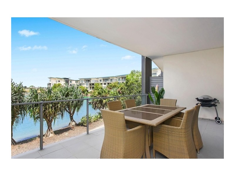 324/3 Pendraat Parade, Hope Island QLD 4212