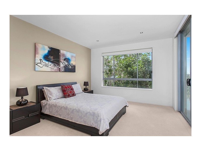 324/3 Pendraat Parade, Hope Island QLD 4212