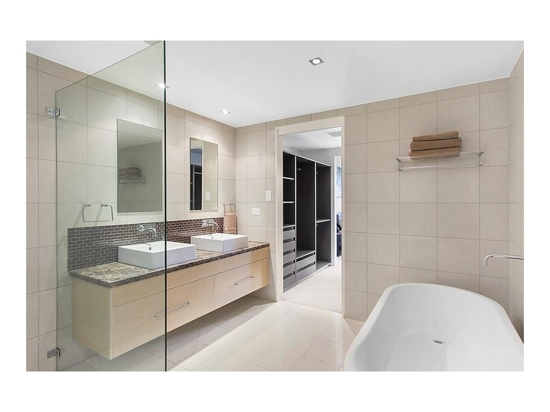 324/3 Pendraat Parade, Hope Island QLD 4212