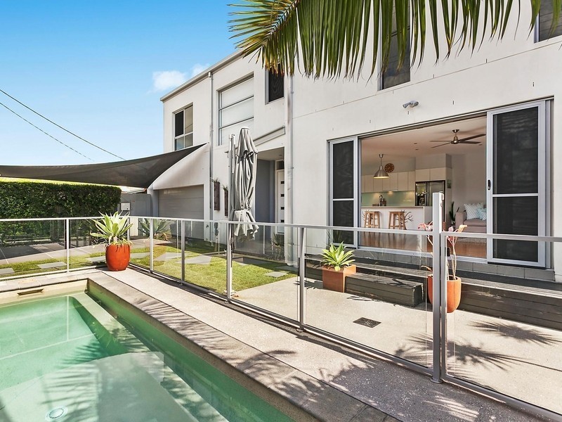 1/43 Whiting Street, Labrador QLD 4215