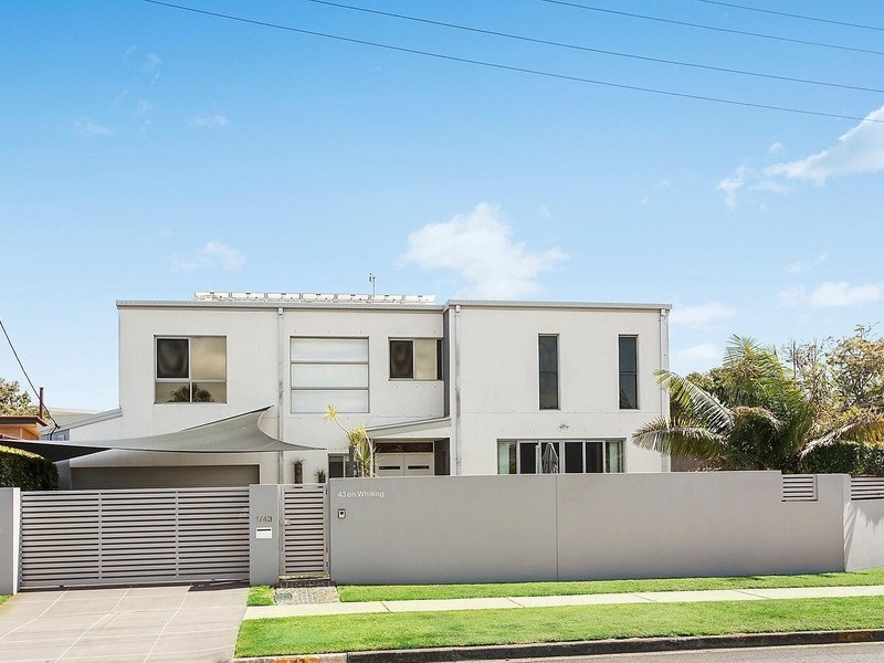 1/43 Whiting Street, Labrador QLD 4215