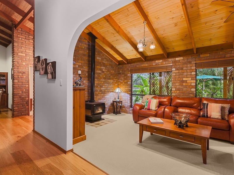 7 Uplands Drive, Parkwood QLD 4214