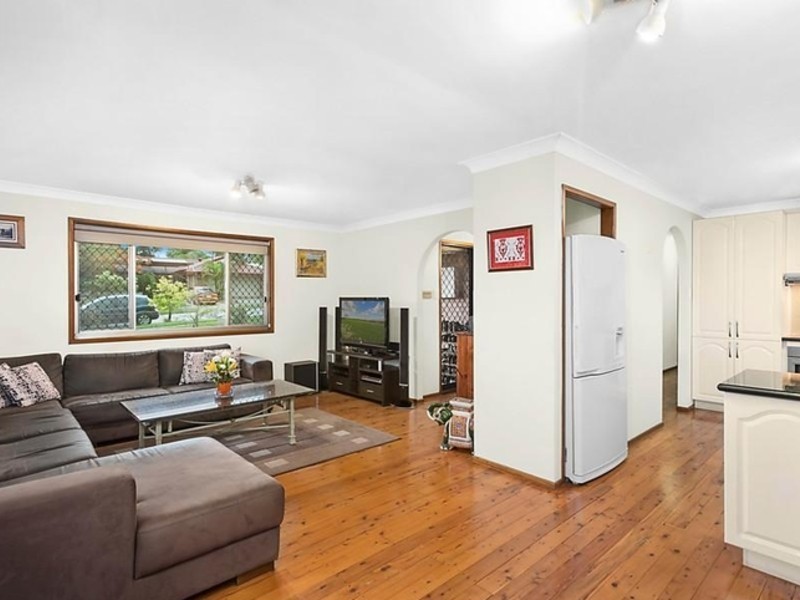 74 Woomera Crescent, Southport QLD 4215