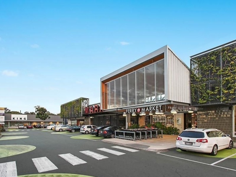 74 Woomera Crescent, Southport QLD 4215