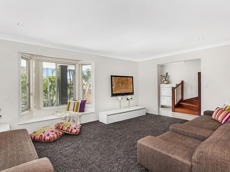 20 Bermuda Street, Broadbeach Waters QLD 4218