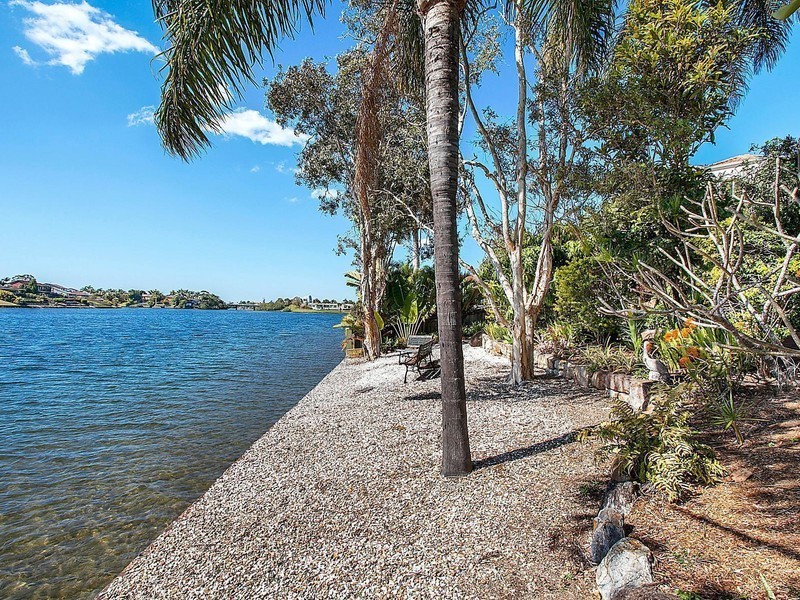 49 Cabana Boulevard, Benowa Waters QLD 4217