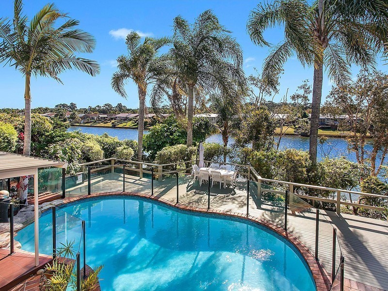49 Cabana Boulevard, Benowa Waters QLD 4217