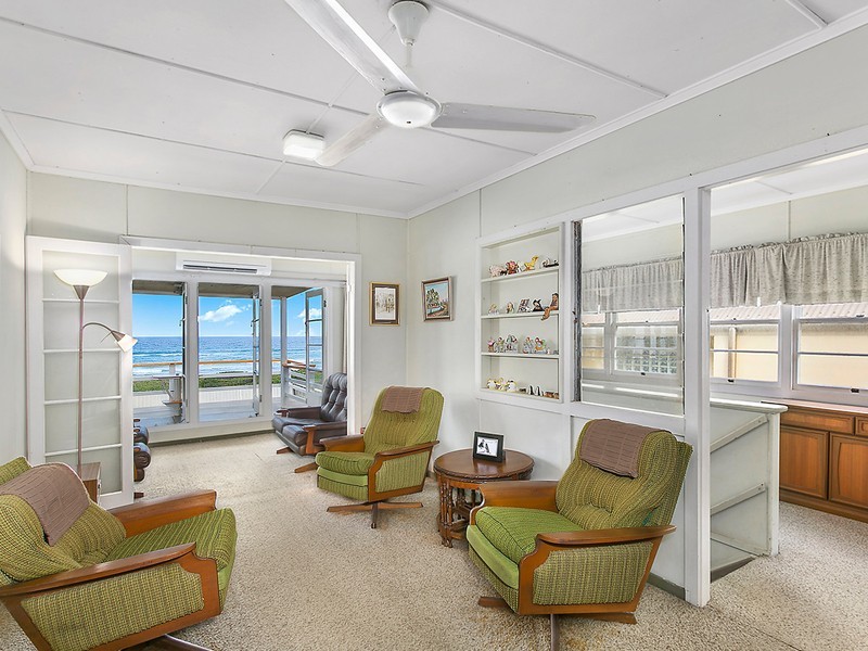 151 Hedges Avenue, Mermaid Beach QLD 4218