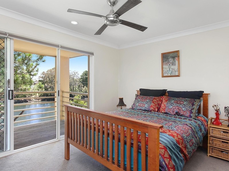 116/215 Cottesloe Drive, Mermaid Waters QLD 4218