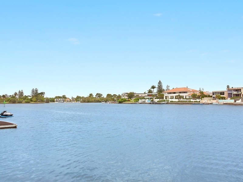 40 Sunset Boulevard, Surfers Paradise QLD 4217