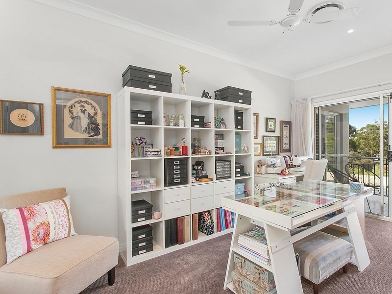 18 Canada Place, Arundel QLD 4214