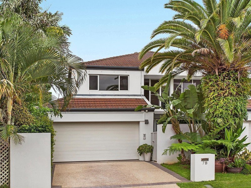 7B Paradise Place, Surfers Paradise QLD 4217