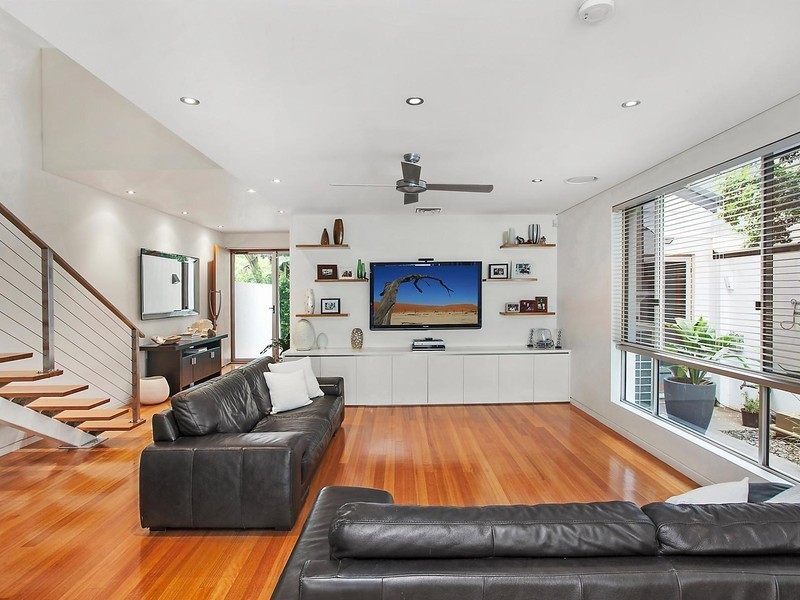 7B Paradise Place, Surfers Paradise QLD 4217