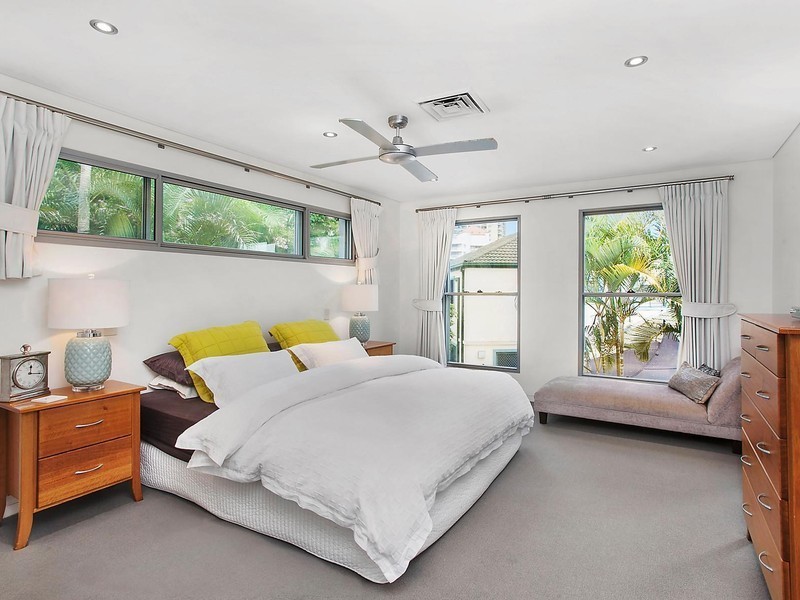 7B Paradise Place, Surfers Paradise QLD 4217