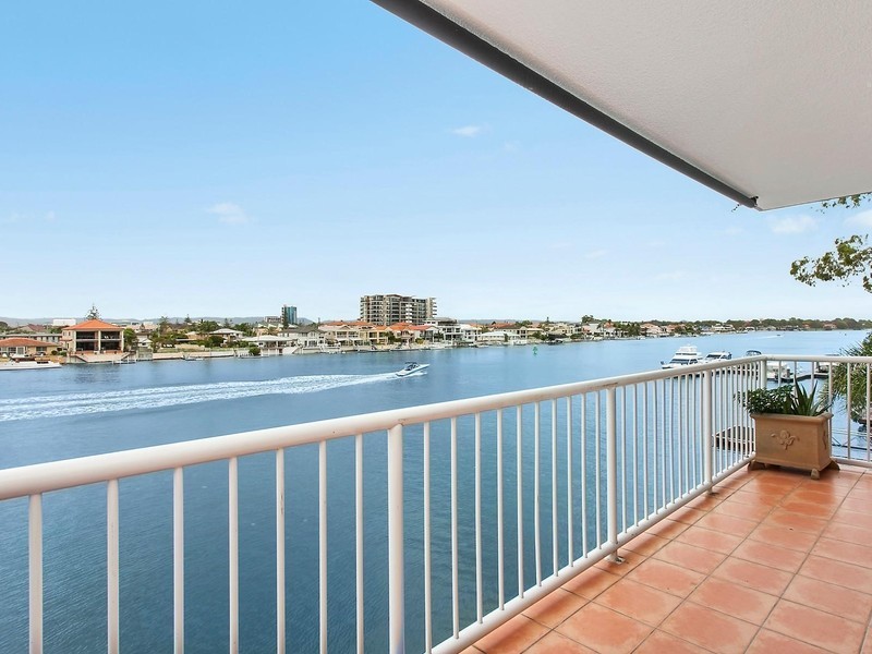 8/28 Riverview Parade, Surfers Paradise QLD 4217