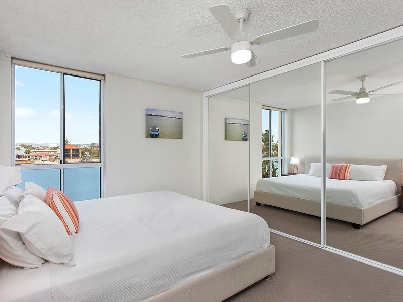 8/28 Riverview Parade, Surfers Paradise QLD 4217