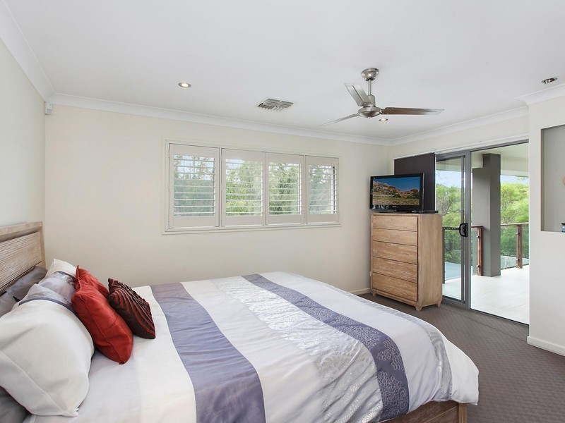 36 Rhodium Crescent, Hope Island QLD 4212