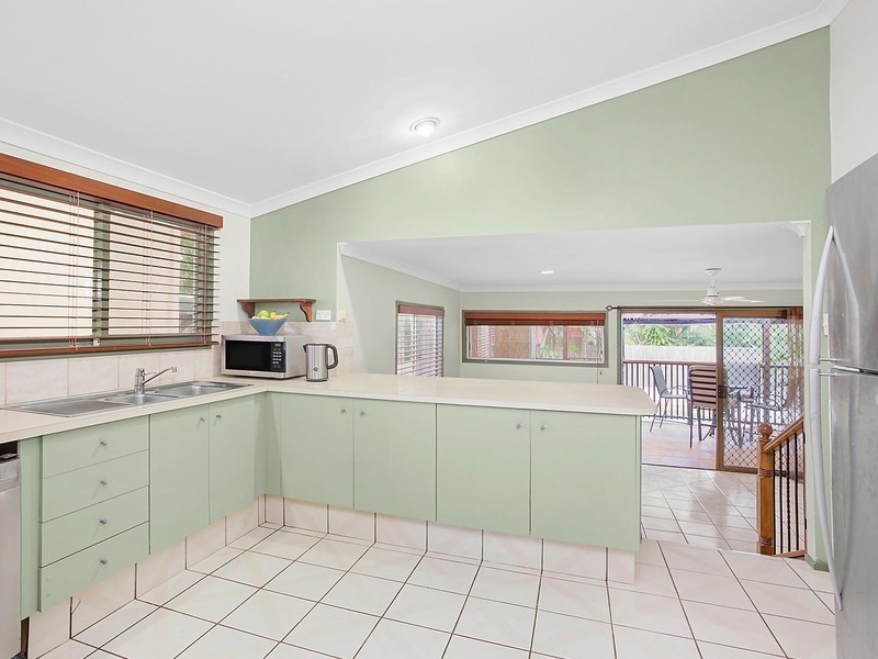 38 Atlantic Avenue, Mermaid Beach QLD 4218