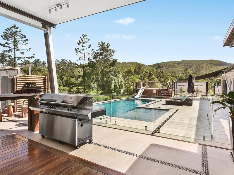 20 Del Court, Wongawallan QLD 4210