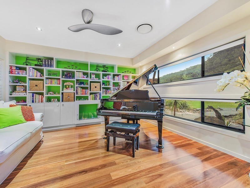 20 Del Court, Wongawallan QLD 4210