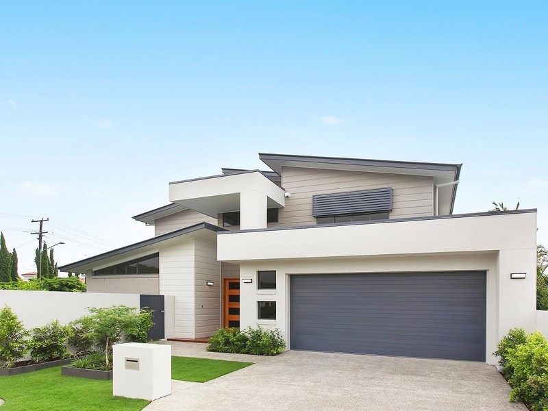 2A Mallawa Drive, Palm Beach QLD 4221