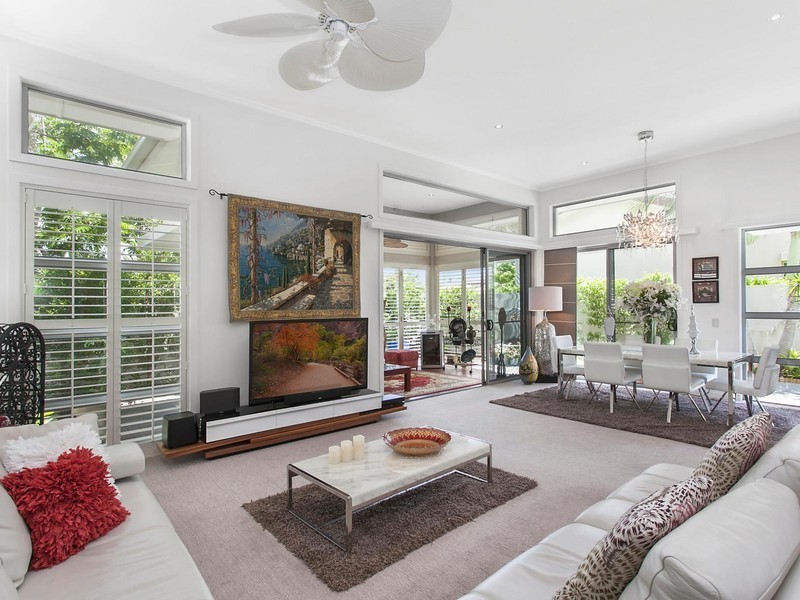 2823 Gracemere Circuit East, Hope Island QLD 4212