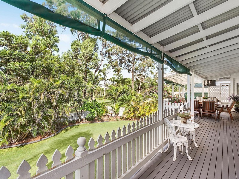 2 Jack Nicklaus Way, Parkwood QLD 4214