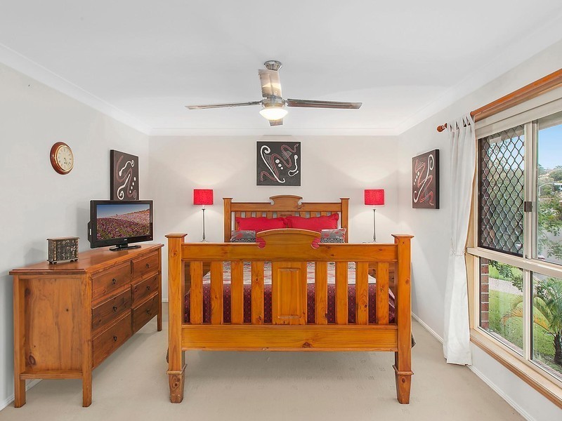 6 Adams Street, Oxenford QLD 4210