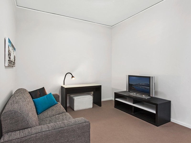 2404/22 Surf Parade, Broadbeach QLD 4218