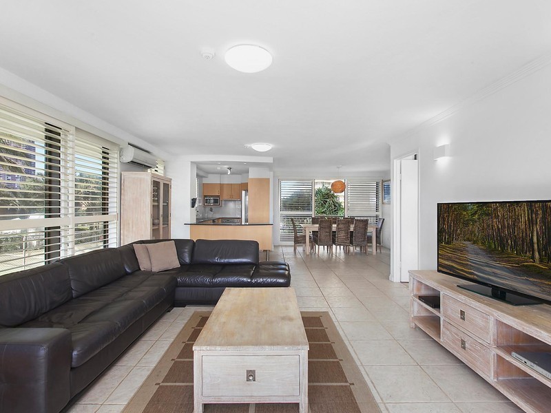 6/3532 Main Beach Parade, Main Beach QLD 4217