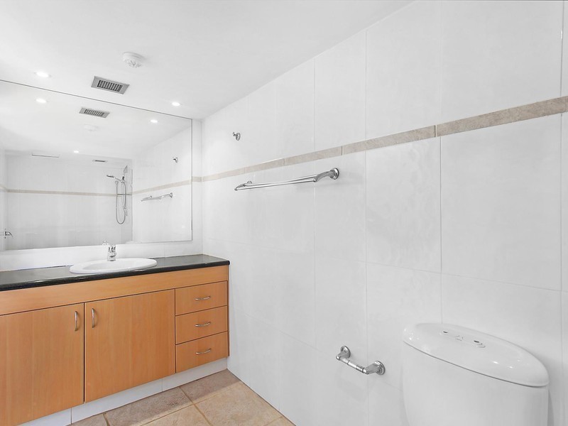 6/3532 Main Beach Parade, Main Beach QLD 4217