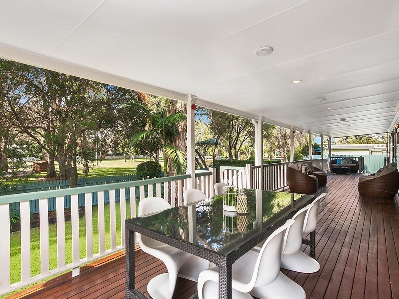4A Harris Street, Labrador QLD 4215