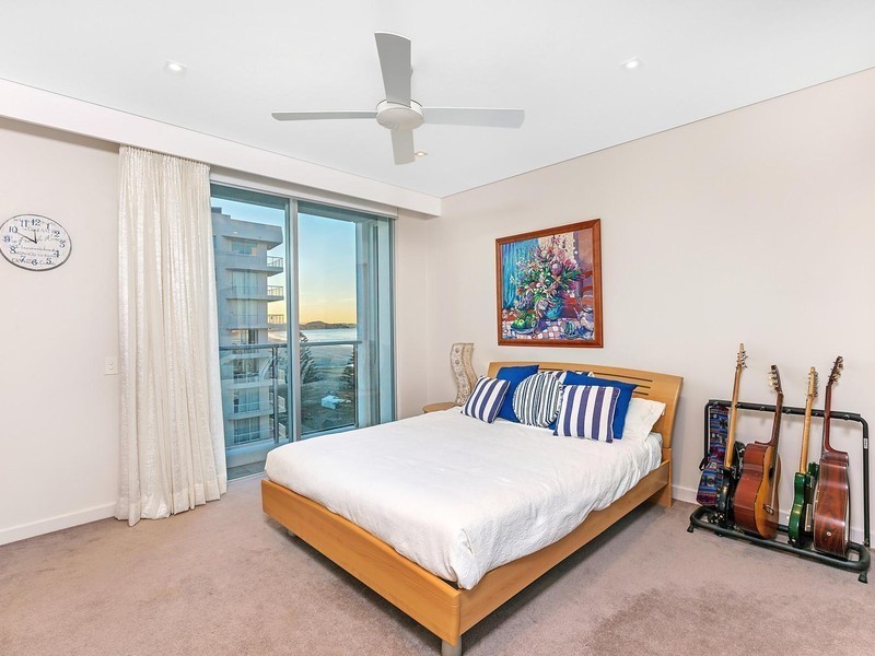 1001/1 Haig Street, Kirra QLD 4225