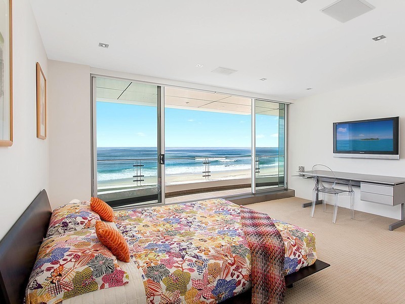 89 Albatross Avenue, Mermaid Beach QLD 4218