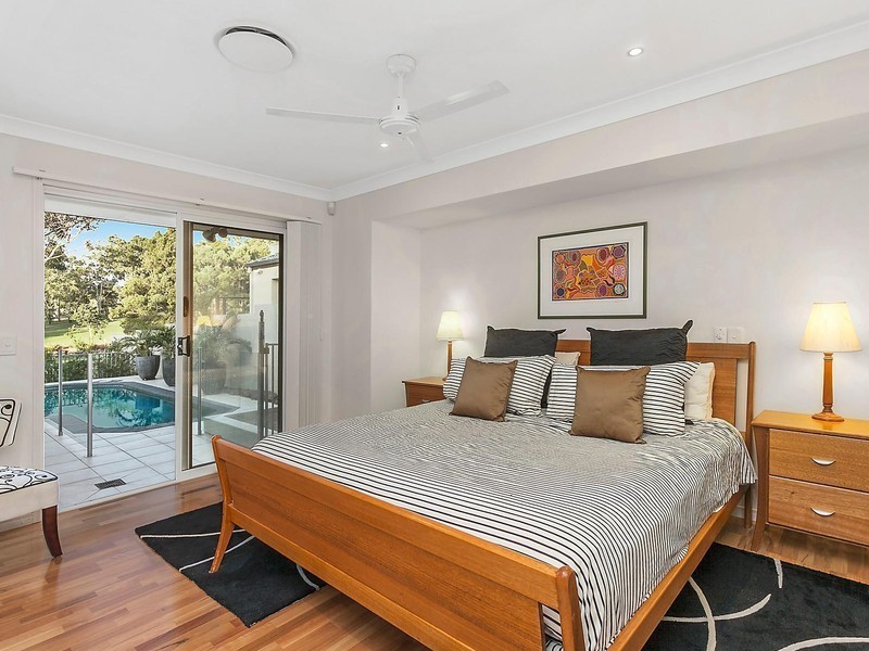 16 Canada Place, Arundel QLD 4214