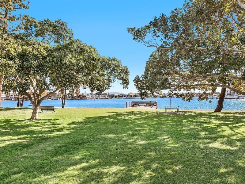 35 River Drive, Surfers Paradise QLD 4217