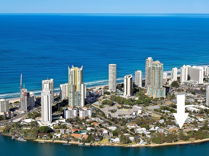 35 River Drive, Surfers Paradise QLD 4217