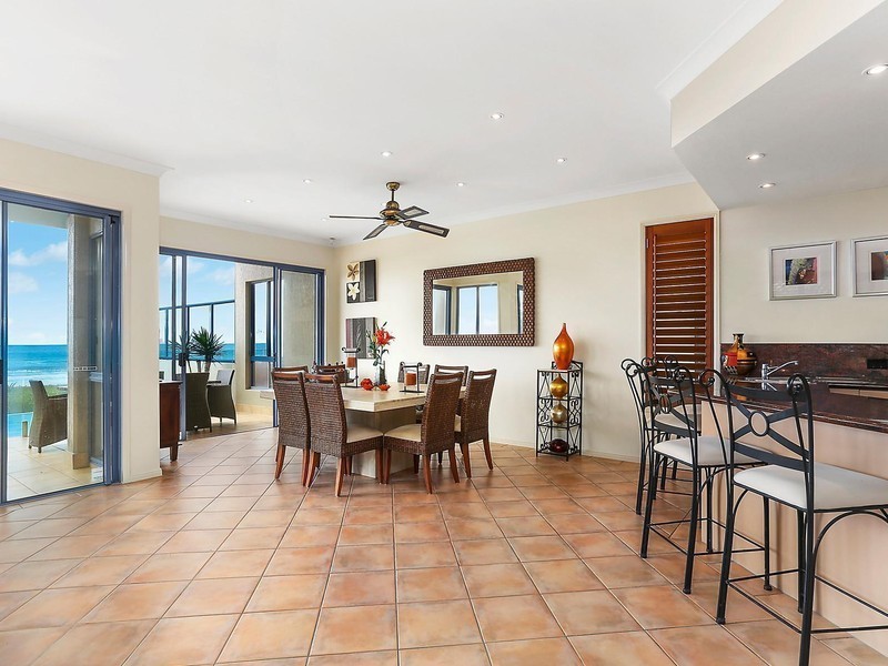 1/169 Hedges Avenue, Mermaid Beach QLD 4218