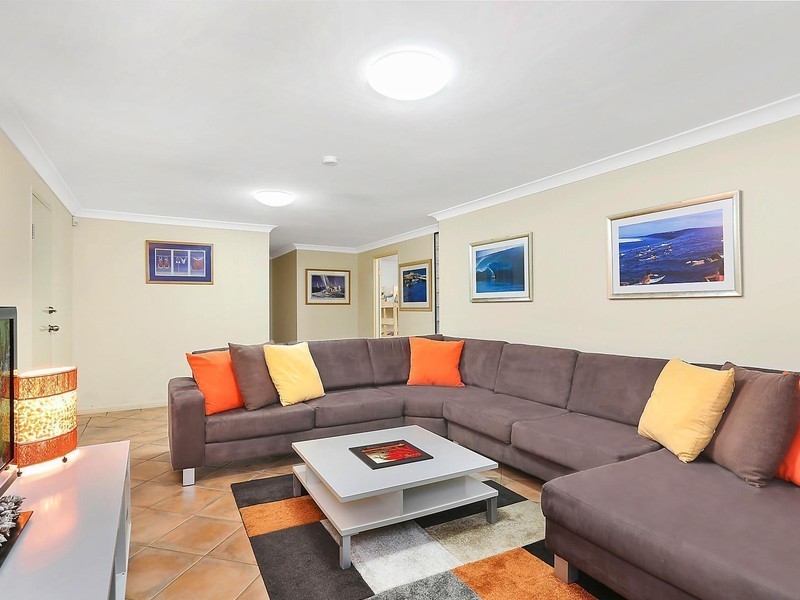 1/169 Hedges Avenue, Mermaid Beach QLD 4218