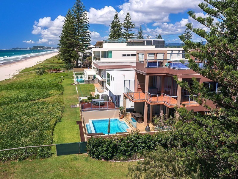 1/169 Hedges Avenue, Mermaid Beach QLD 4218