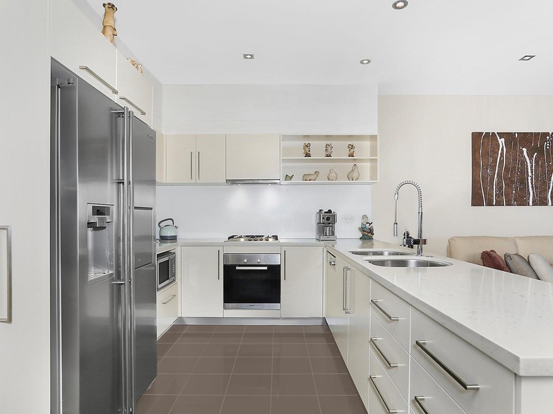 442/3 Pendraat Parade, Hope Island QLD 4212