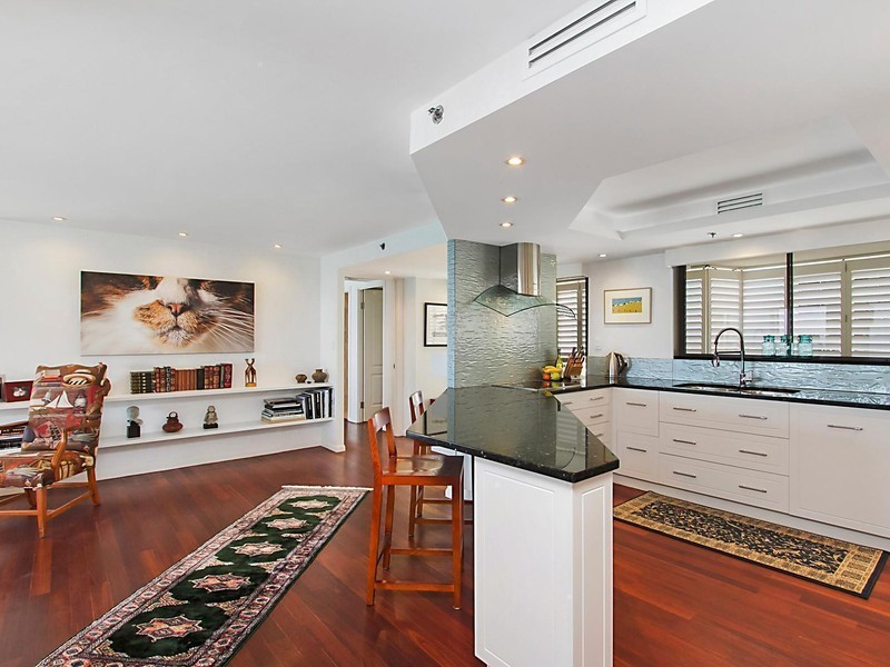 164/74 Old Burleigh Road, Surfers Paradise QLD 4217