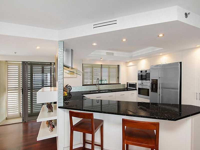 164/74 Old Burleigh Road, Surfers Paradise QLD 4217