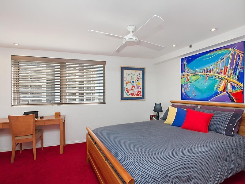164/74 Old Burleigh Road, Surfers Paradise QLD 4217