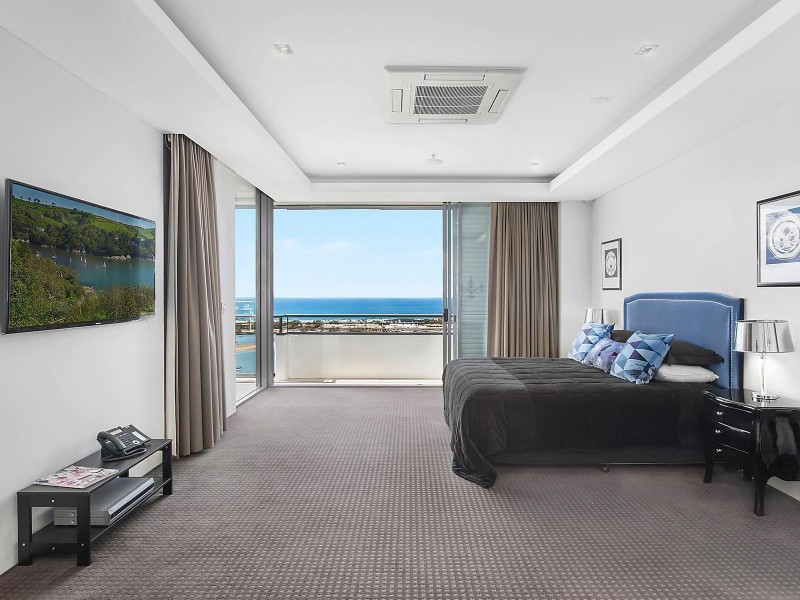 303/105 Scarborough Street, Southport QLD 4215