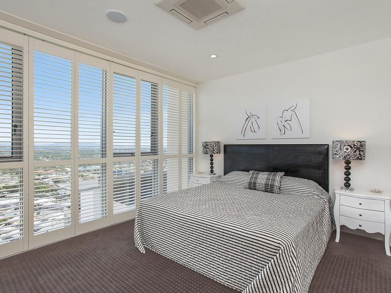 303/105 Scarborough Street, Southport QLD 4215