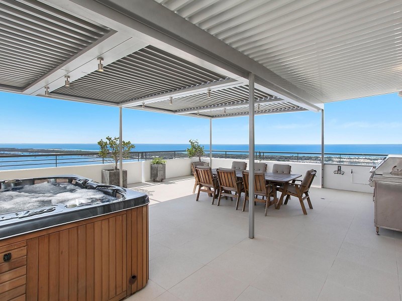 303/105 Scarborough Street, Southport QLD 4215