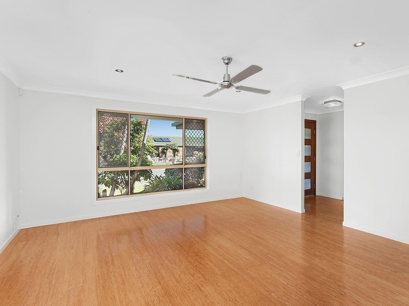 16 Mojave Drive, Burleigh Waters QLD 4220