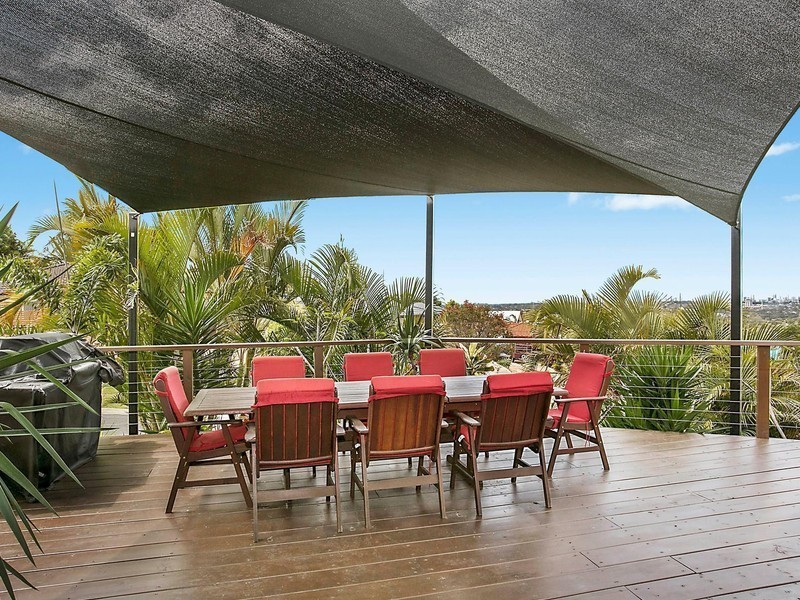 1 Nightingale Court, Highland Park QLD 4211